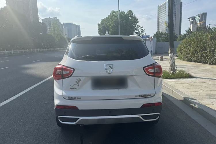 Used Baojun 510 2017 1.5L Manual Fashion Model Exterior 5