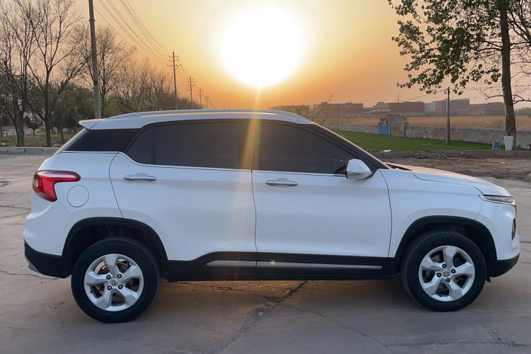 Used Baojun 510 2017 1.5L Manual Fashion Model Exterior 5
