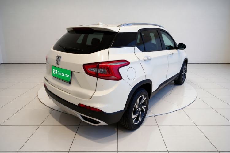 Used Baojun 510 2017 1.5L Manual Luxury Model Exterior 5