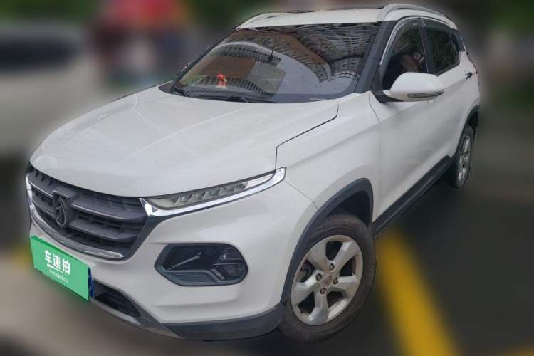 Used Baojun 510 2017 1.5L Manual Fashion Model Exterior 5