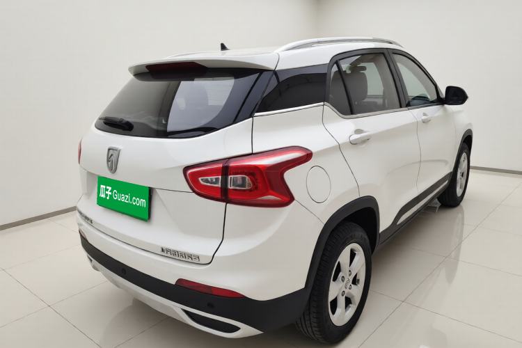 Used Baojun 510 2017 1.5L Automatic Fashion Model Exterior 5