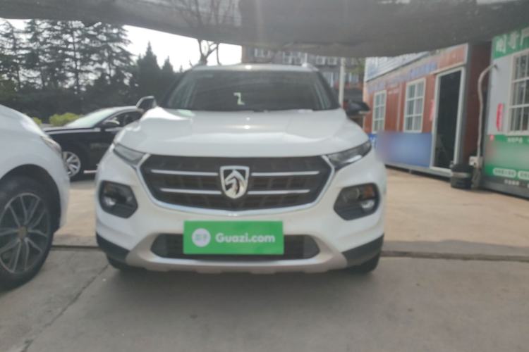 Used Baojun 510 2017 1.5L Manual Luxury Model Exterior 5