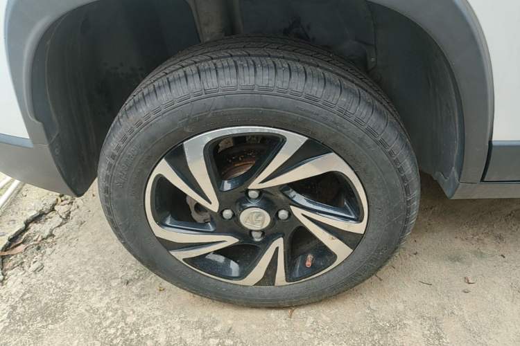 Used Baojun 510 2017 1.5L Automatic Luxury Model Exterior 5
