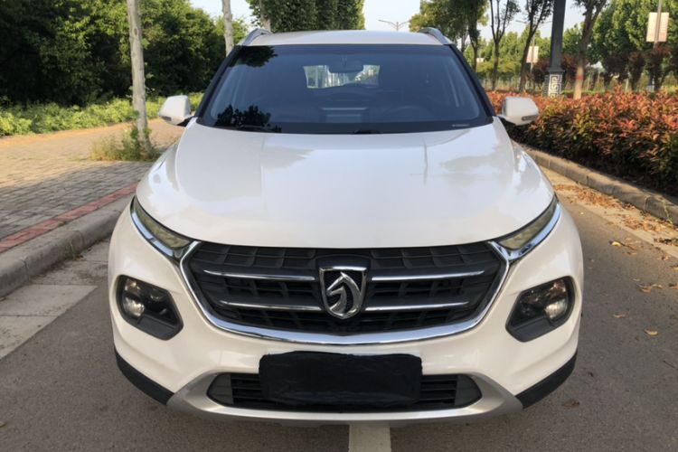 Used Baojun 510 2017 1.5L Automatic Fashion Model Exterior 5