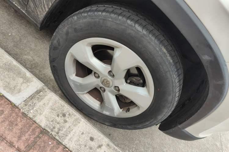 Used Baojun 510 2017 1.5L Automatic Fashion Model Exterior 7