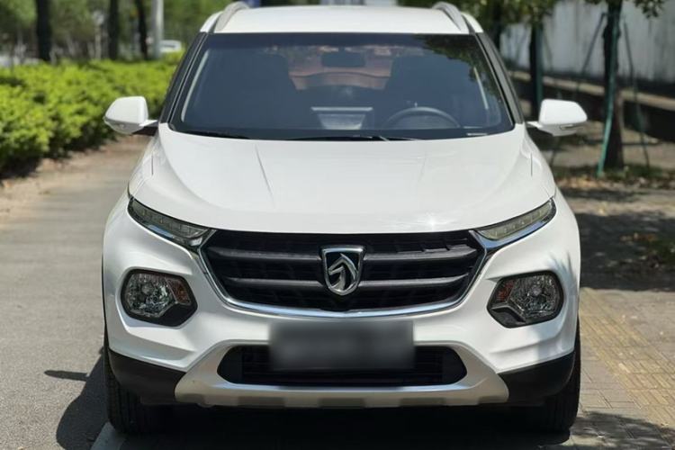 Used Baojun 510 2017 1.5L manual Comfort trim Exterior 8