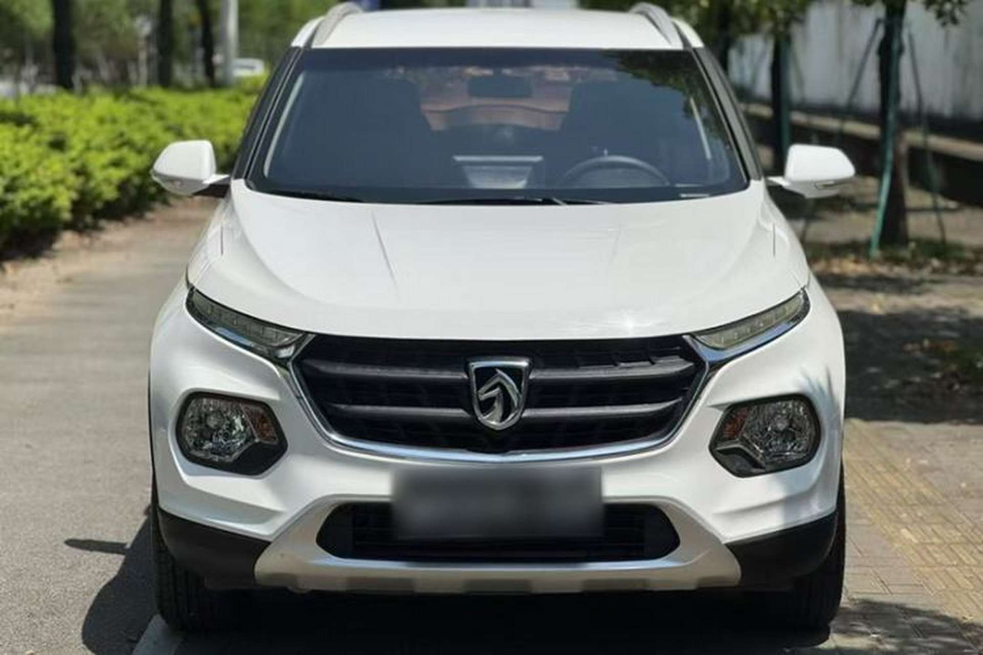 Used Baojun 510 2017 1.5L manual Comfort trim Exterior 8