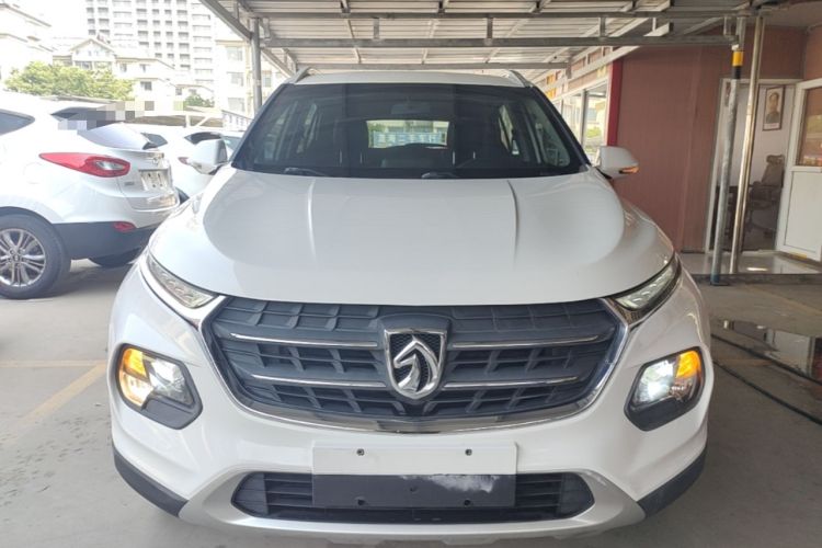 Used Baojun 510 2017 1.5L Manual Fashion Model Front
