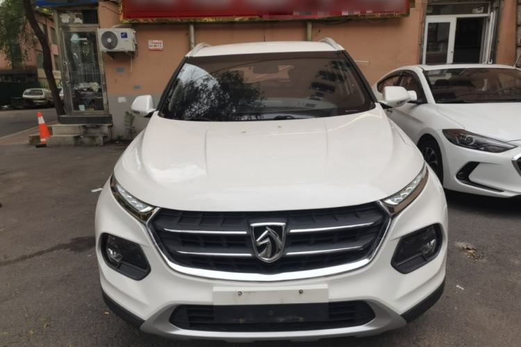 Used Baojun 510 2017 1.5L Manual Fashion Model Front