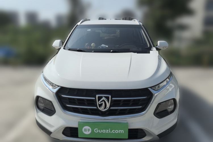 Used Baojun 510 2017 1.5L Manual Fashion Model Front