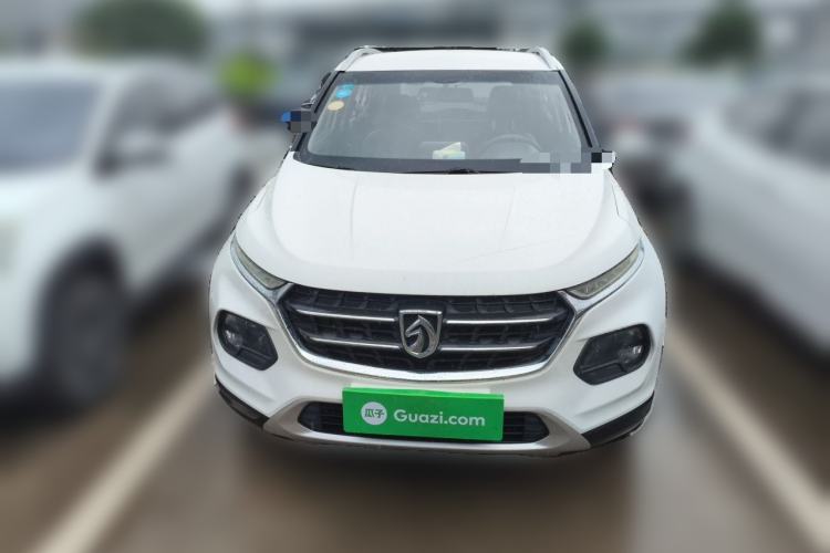 Used Baojun 510 2017 1.5L Manual Fashion Model Front