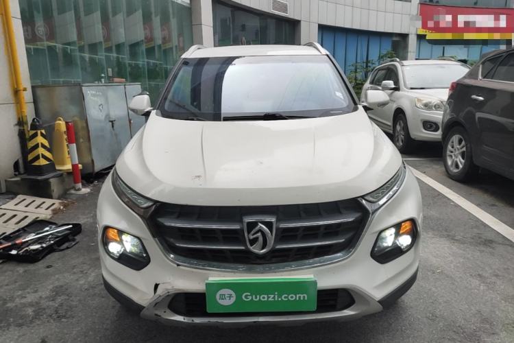 Used Baojun 510 2017 1.5L Manual Fashion Model Front