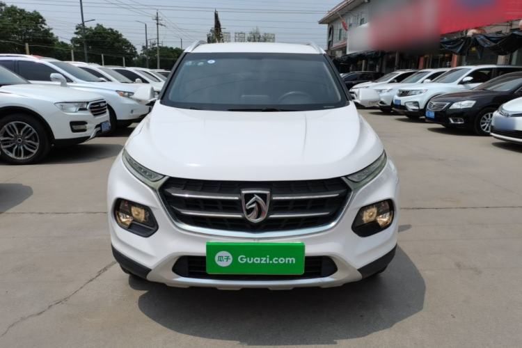 Used Baojun 510 2017 1.5L Manual Fashion Model Front