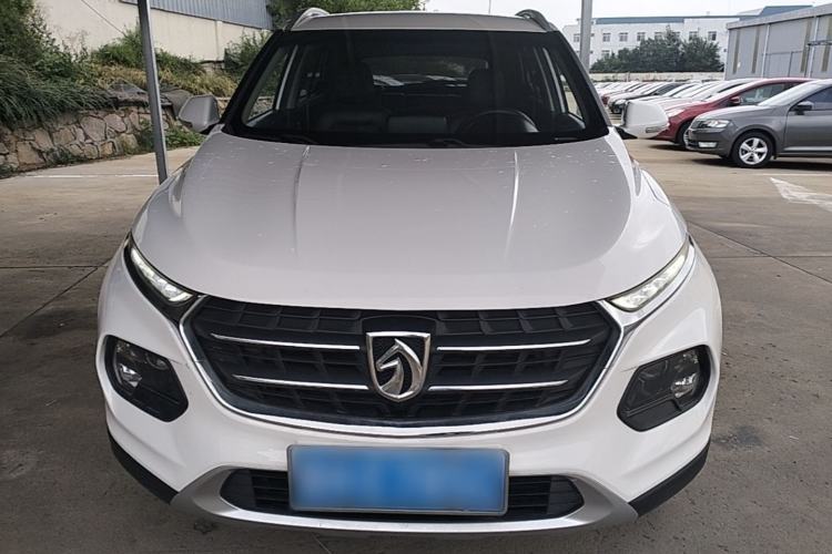 Used Baojun 510 2017 1.5L Manual Fashion Model Front