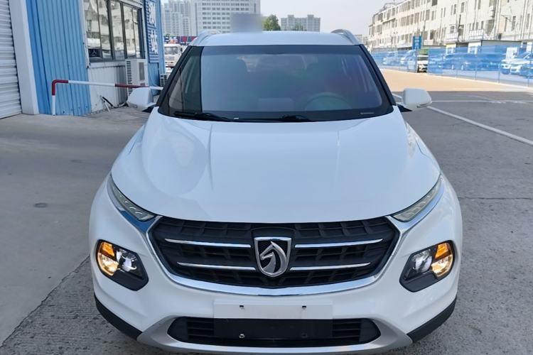 Used Baojun 510 2017 1.5L Manual Fashion Model Front
