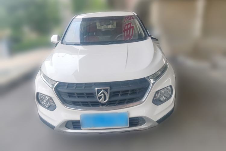Used Baojun 510 2017 1.5L manual Comfort trim Front