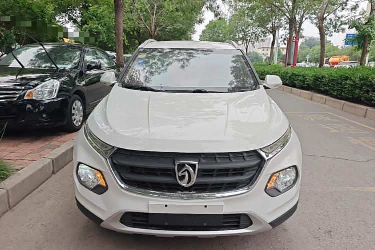 Used Baojun 510 2017 1.5L manual Comfort trim Front