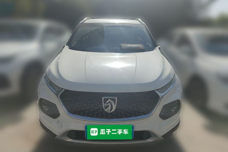 Used Baojun 510 2017 1.5L Manual Fashion Model Front