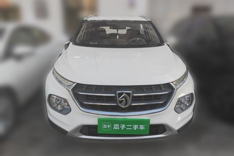 Used Baojun 510 2017 1.5L manual Comfort trim Front