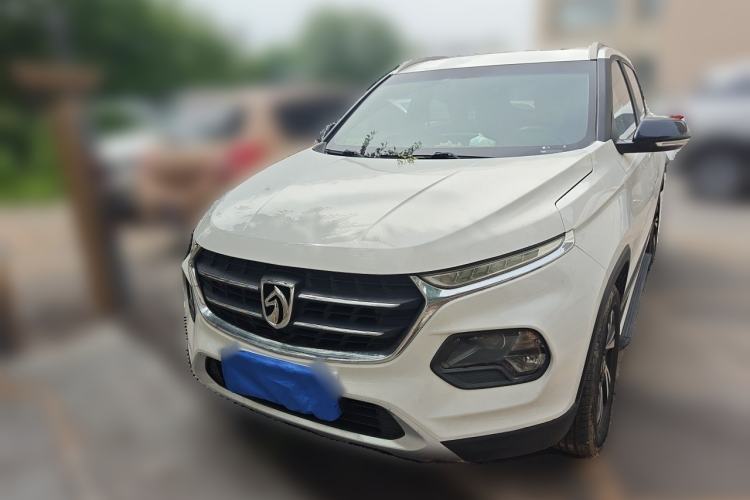 Used Baojun 510 2017 1.5L Manual Luxury Model Front