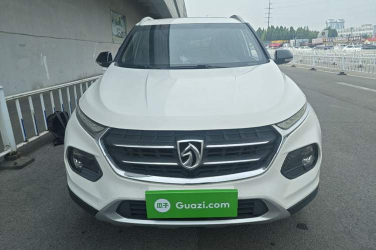 Used Baojun 510 2017 1.5L Manual Luxury Model Front