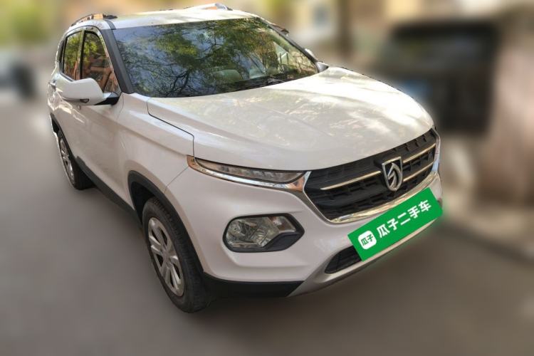 Used Baojun 510 2017 1.5L manual Comfort trim Front Right 45 Deg
