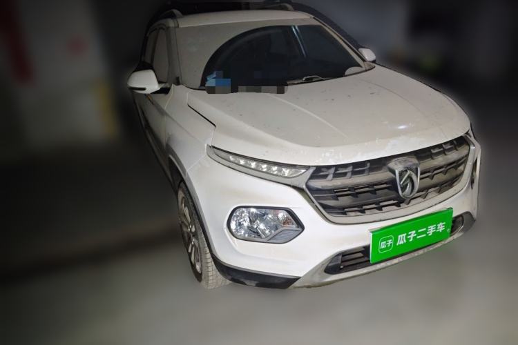 Used Baojun 510 2017 1.5L manual Comfort trim Front Right 45 Deg