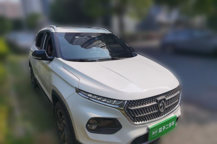 Used Baojun 510 2017 1.5L Automatic Luxury Model Front Right 45 Deg