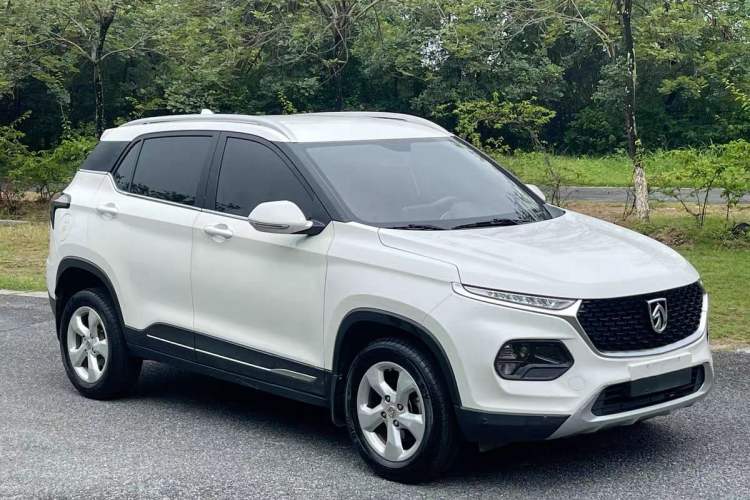 Used Baojun 510 2017 1.5L Automatic Fashion Model Front Right 45 Deg