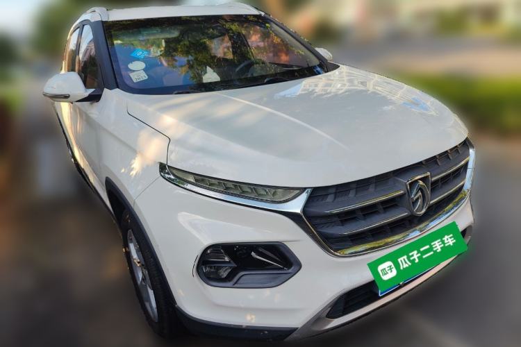 Used Baojun 510 2017 1.5L Manual Fashion Model Front Right 45 Deg