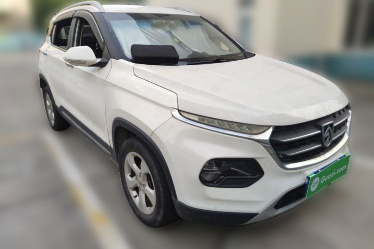 Used Baojun 510 2017 1.5L Manual Fashion Model Front Right 45 Deg