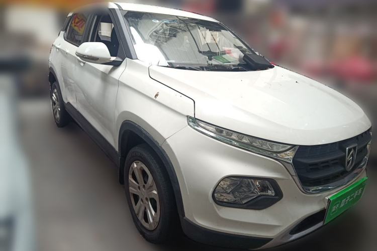 Used Baojun 510 2017 1.5L manual Comfort trim Front Right 45 Deg