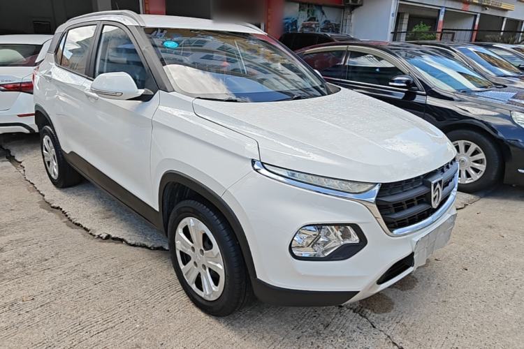 Used Baojun 510 2017 1.5L manual Comfort trim Front Right 45 Deg