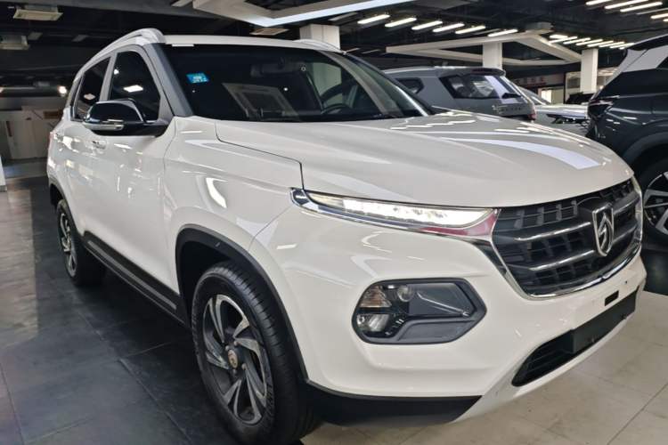 Used Baojun 510 2017 1.5L Automatic Luxury Model Front Right 45 Deg