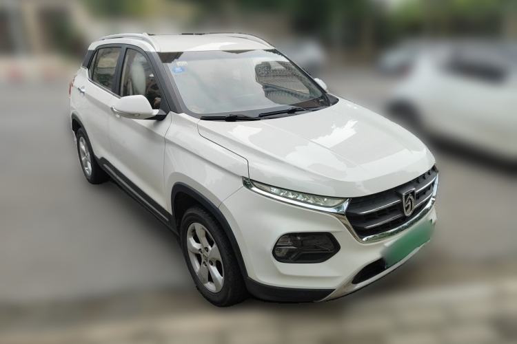 Used Baojun 510 2017 1.5L Automatic Fashion Model Front Right 45 Deg