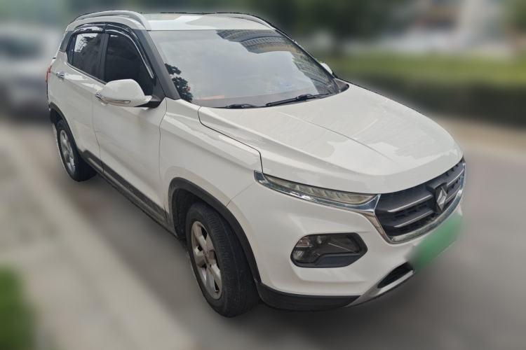 Used Baojun 510 2017 1.5L Manual Fashion Model Front Right 45 Deg