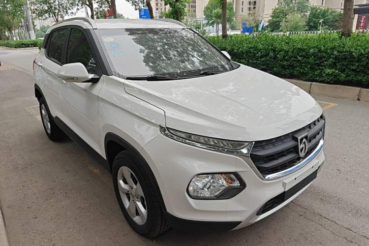 Used Baojun 510 2017 1.5L manual Comfort trim Front Right 45 Deg