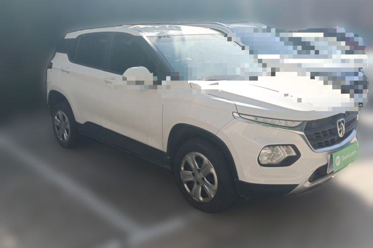 Used Baojun 510 2017 1.5L manual Comfort trim Front Right 45 Deg