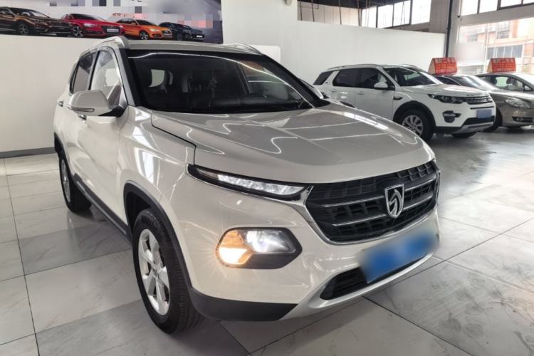 Used Baojun 510 2017 1.5L Automatic Fashion Model Front Right 45 Deg