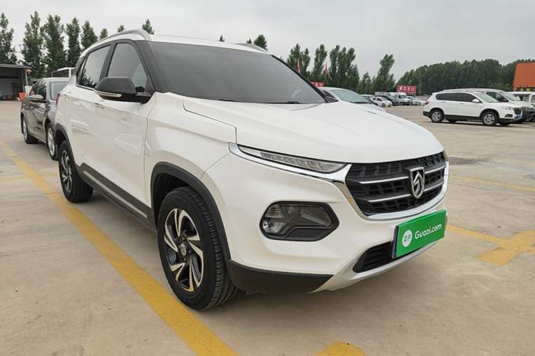 Used Baojun 510 2017 1.5L Manual Luxury Model Front Right 45 Deg