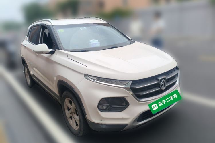 Used Baojun 510 2017 1.5L Manual Fashion Model Front Right 45 Deg