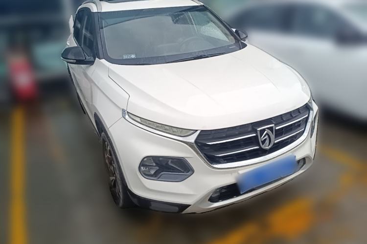 Used Baojun 510 2017 1.5L Manual Luxury Model Front Right 45 Deg
