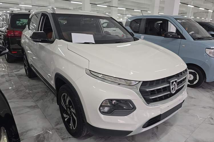 Used Baojun 510 2017 1.5L Automatic Luxury Model Front Right 45 Deg