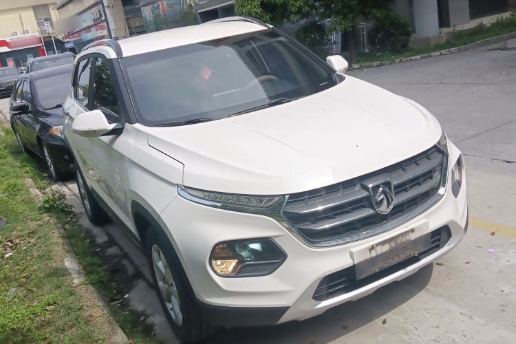 Used Baojun 510 2017 1.5L Manual Fashion Model Front Right 45 Deg