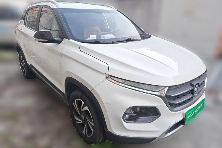 Used Baojun 510 2017 1.5L Manual Luxury Model Front Right 45 Deg