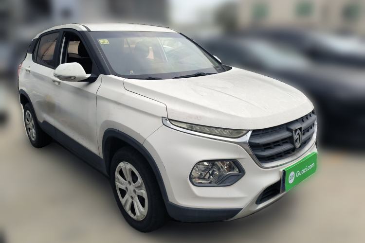 Used Baojun 510 2017 1.5L manual Comfort trim Front Right 45 Deg