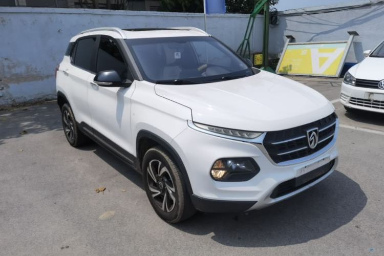 Used Baojun 510 2017 1.5L Automatic Luxury Model Front Right 45 Deg