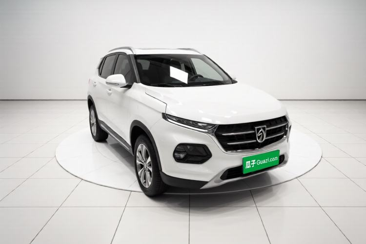 Used Baojun 510 2017 1.5L Manual Fashion Model Front Right 45 Deg