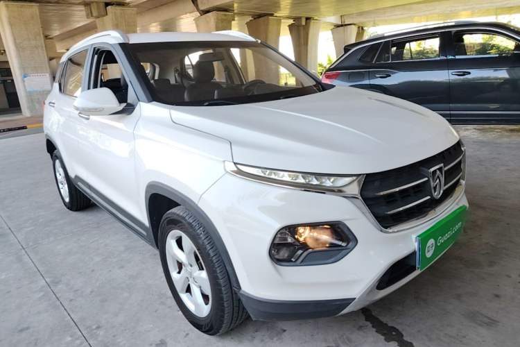 Used Baojun 510 2017 1.5L Automatic Fashion Model Front Right 45 Deg