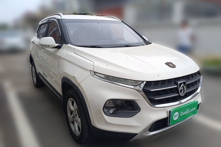 Used Baojun 510 2017 1.5L Manual Fashion Model Front Right 45 Deg